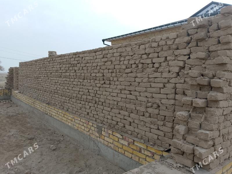 Satlyk jaý - Гурбансолтан Едже - img 2