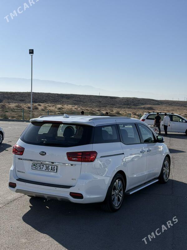 Kia Sedona 2020 - 396 000 TMT - Ашхабад - img 5
