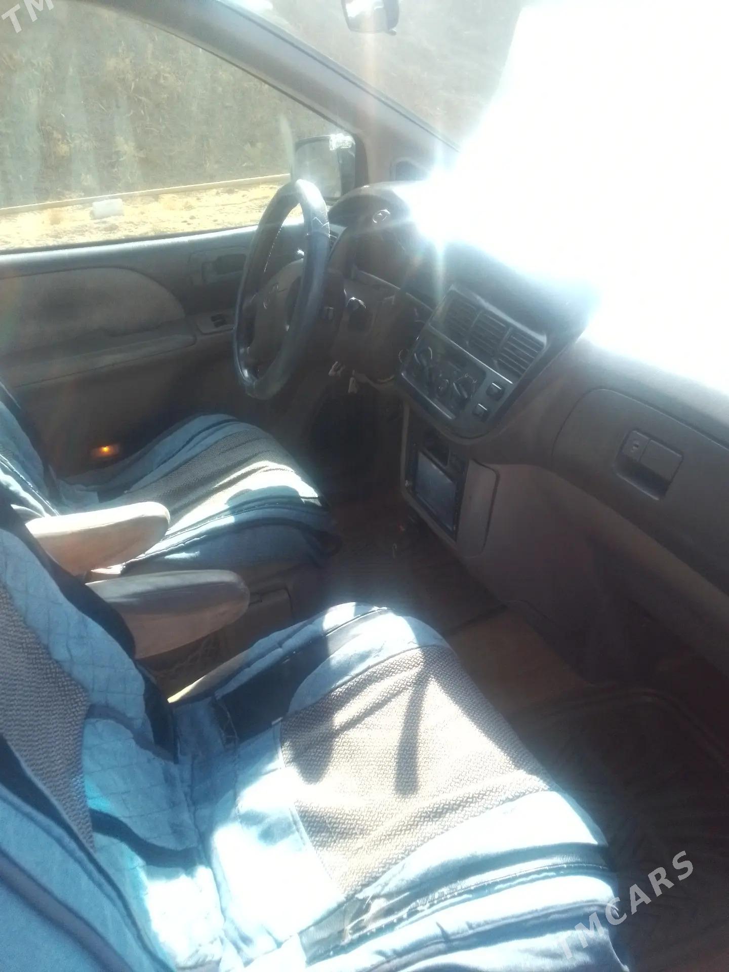 Toyota Sienna 1999 - 160 000 TMT - Серхетабат (Кушка) - img 6