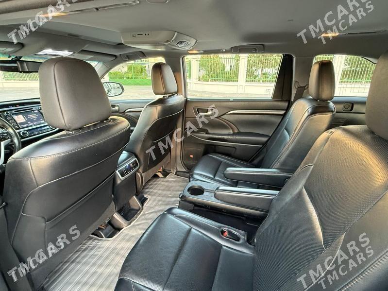 Toyota Highlander 2016 - 400 000 TMT - Гурбансолтан Едже - img 4