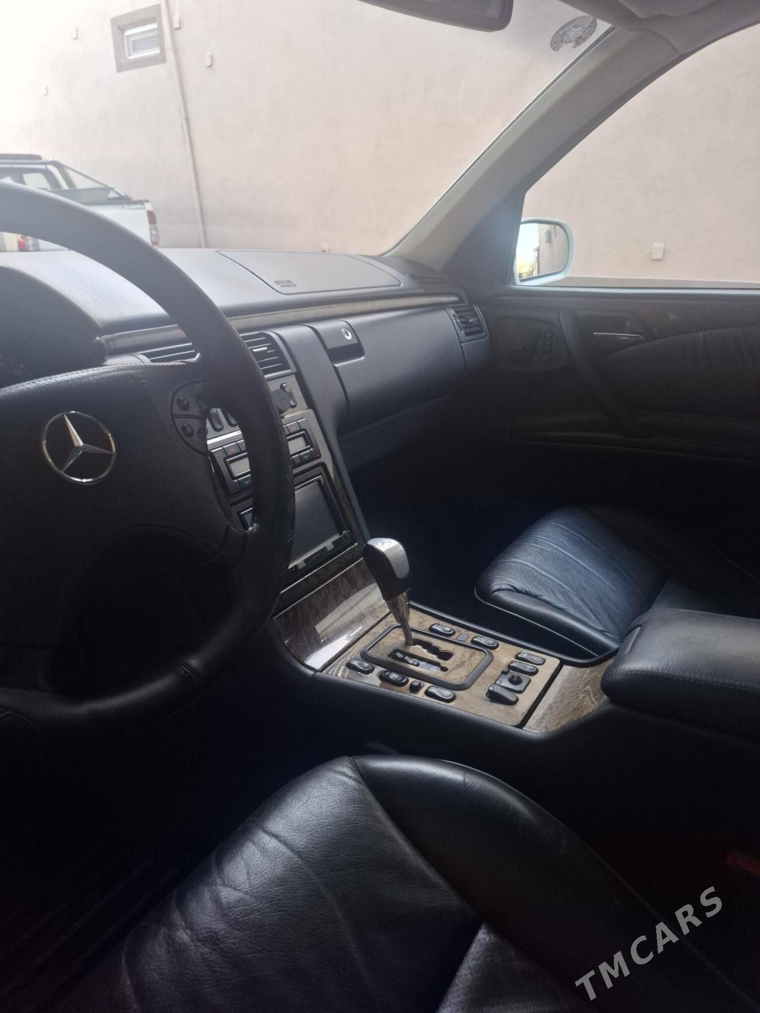 Mercedes-Benz E430 2001 - 170 000 TMT - Ak bugdaý etraby - img 8