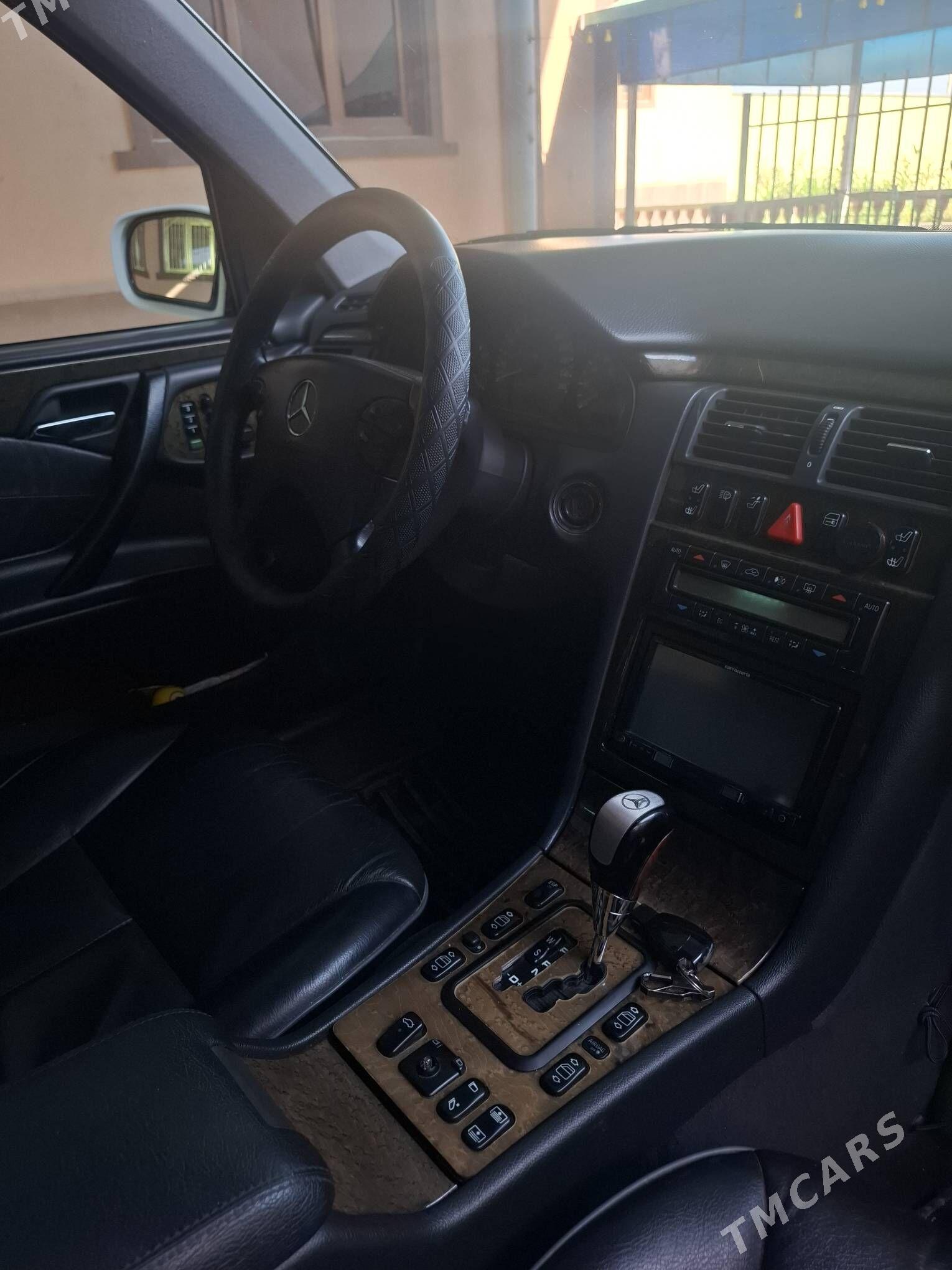 Mercedes-Benz E430 2001 - 170 000 TMT - Ak bugdaý etraby - img 9