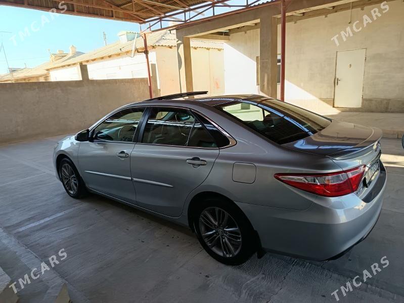 Toyota Camry 2015 - 270 000 TMT - Гумдаг - img 8