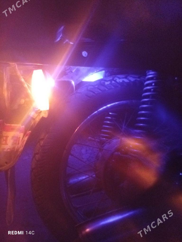 Jawa Perak 2006 - 5 400 TMT - Garabekewül - img 8