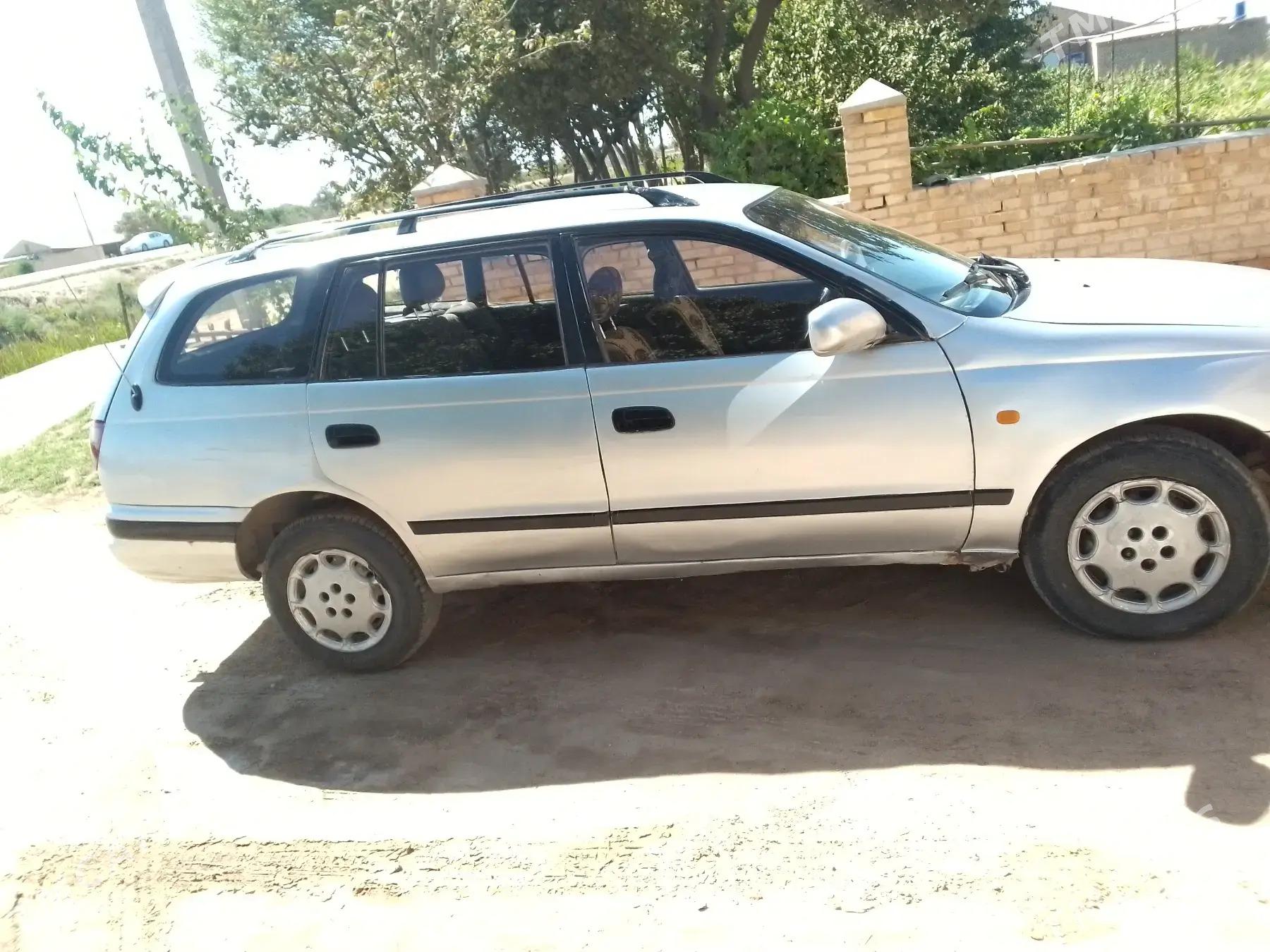 Toyota Corona 1995 - 50 000 TMT - Halaç - img 8