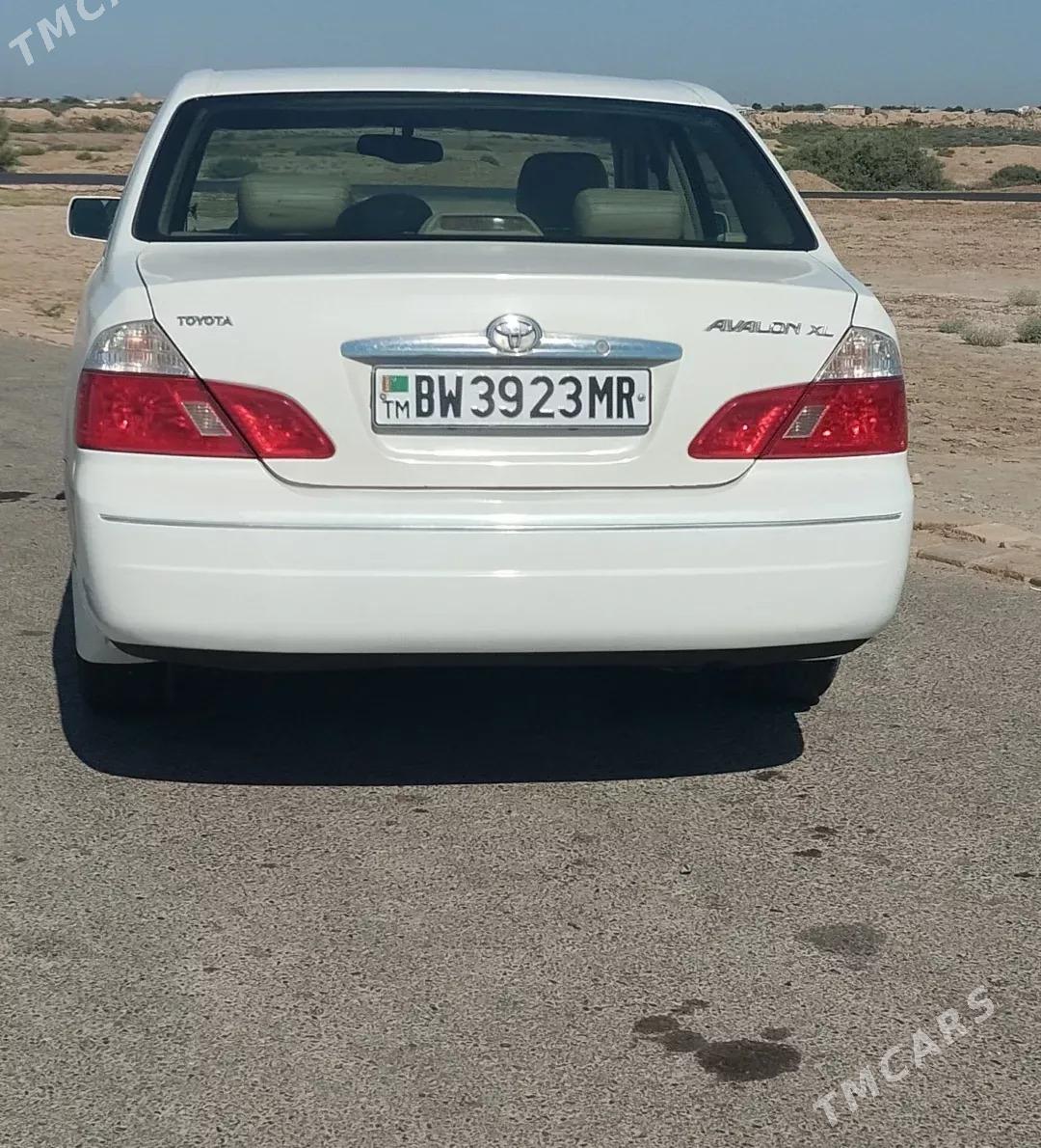 Toyota Avalon 2002 - 220 000 TMT - Мургап - img 3