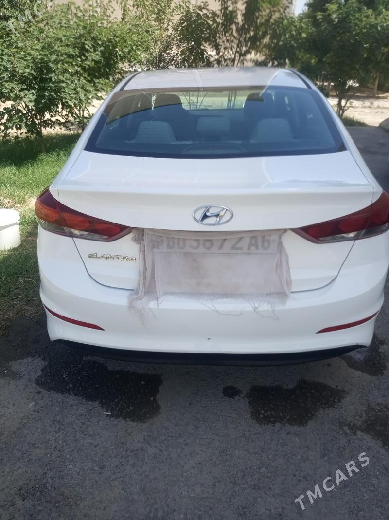 Hyundai Elantra 2017 - 170 000 TMT - Büzmeýin GRES - img 8