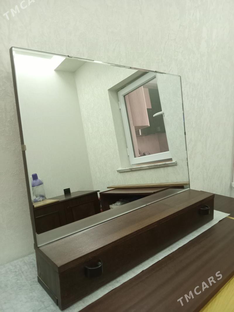 тумба под телевизор и зеркало - 11 мкр - img 2