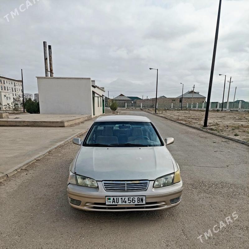 Toyota Camry 1997 - 125 000 TMT - Гумдаг - img 2