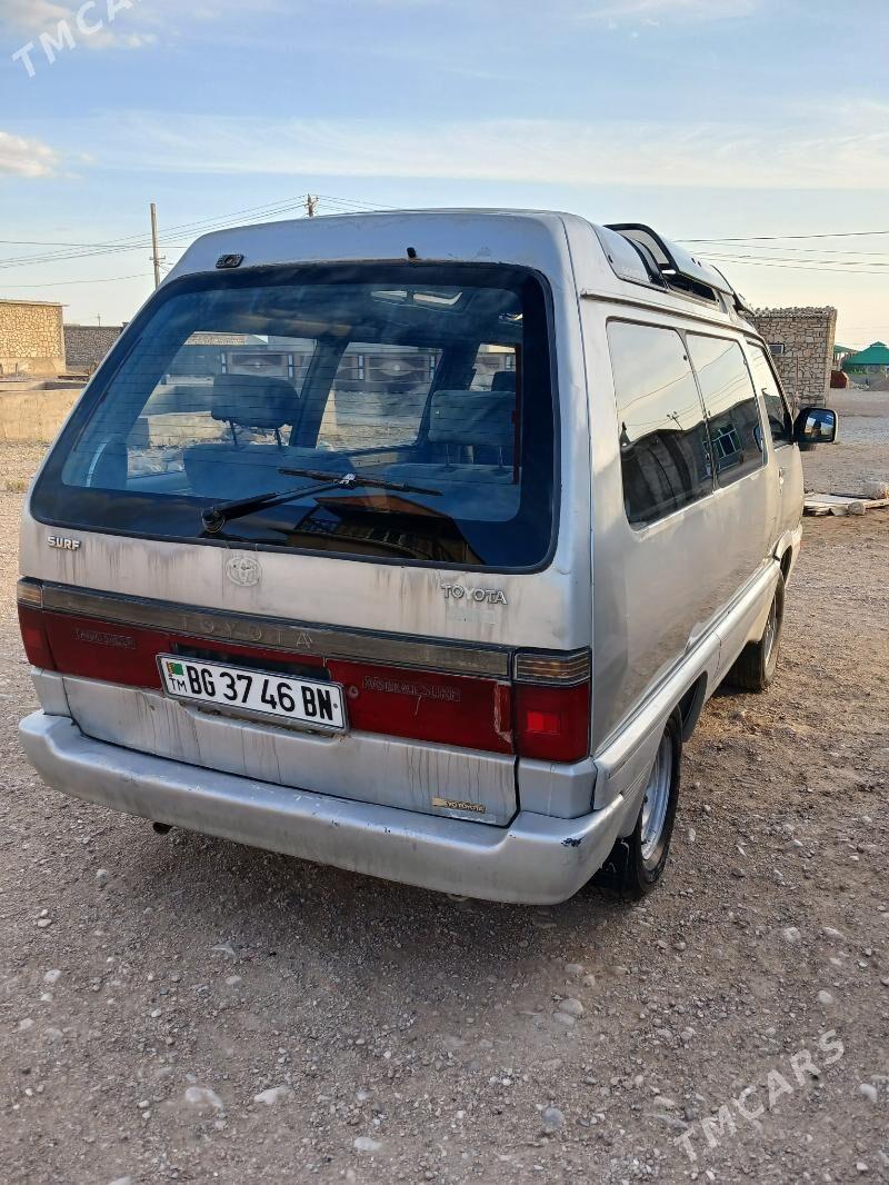 Toyota Town Ace 1989 - 25 000 TMT - Balkanabat - img 4