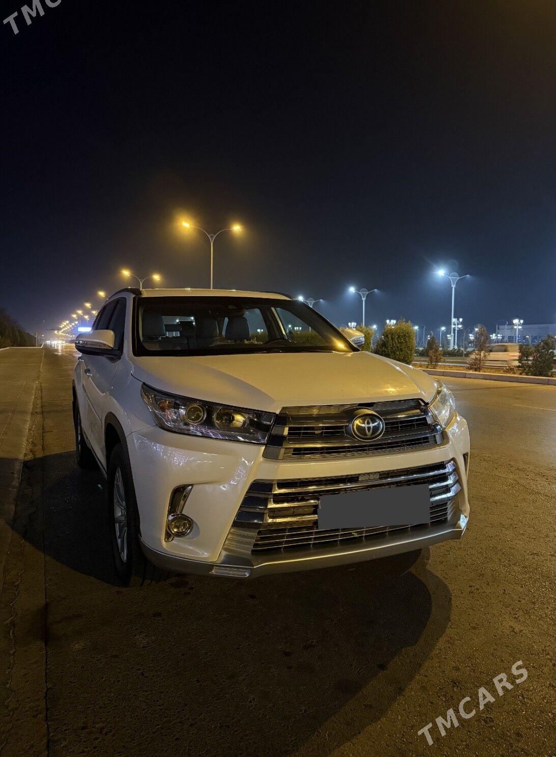 Toyota Highlander 2019 - 400 000 TMT - Дашогуз - img 5