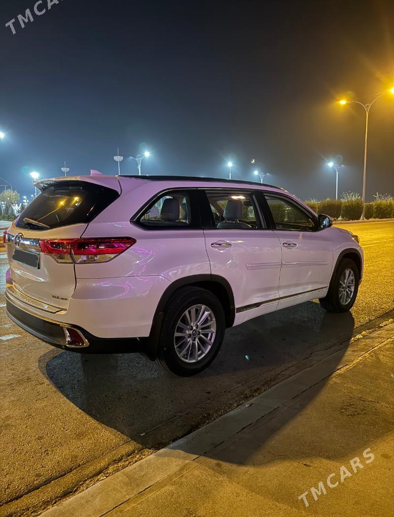 Toyota Highlander 2019 - 400 000 TMT - Дашогуз - img 2