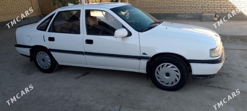 Opel Vectra 1991 - 30 000 TMT - Mary - img 3