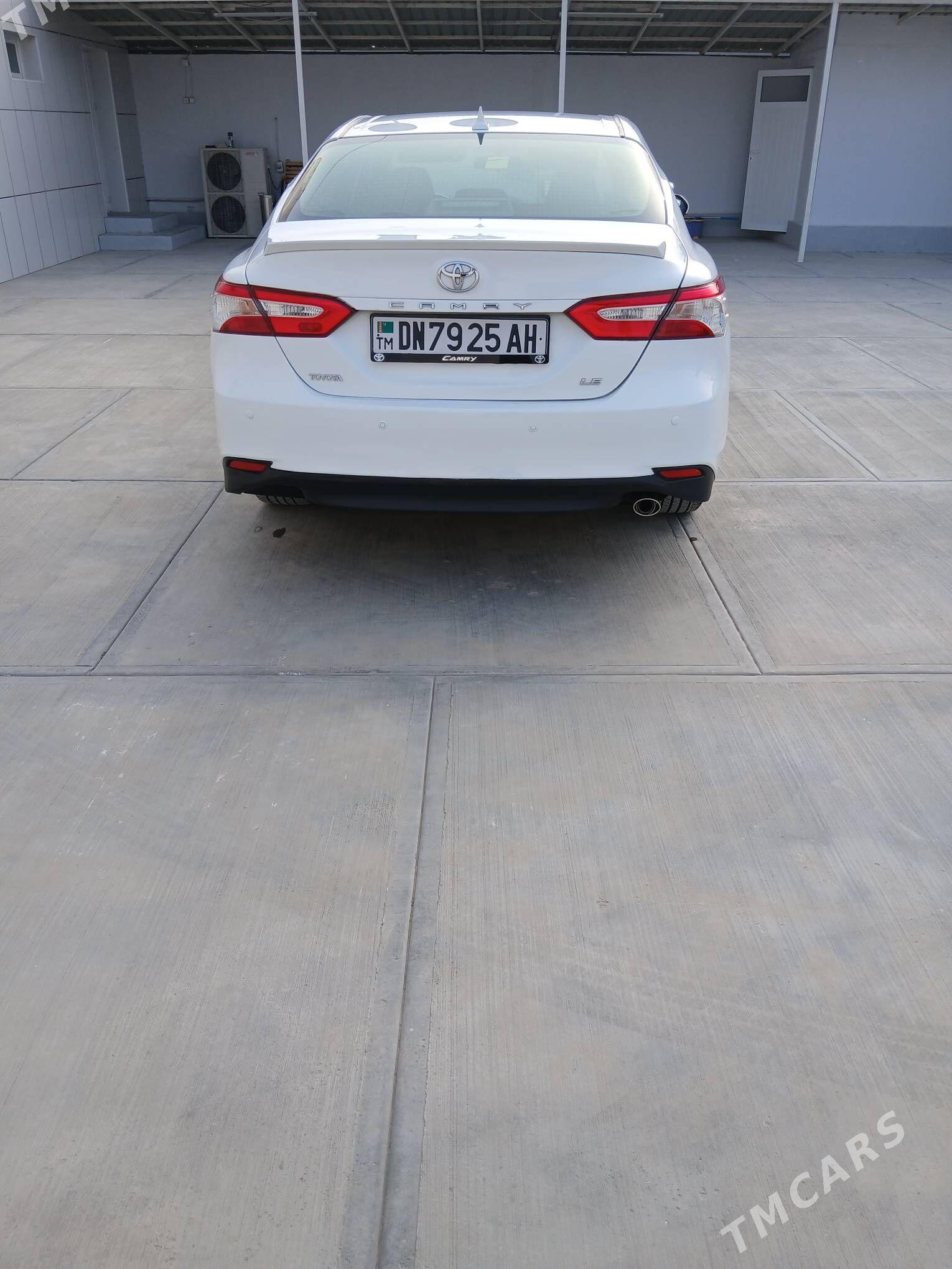 Toyota Camry 2019 - 262 000 TMT - Гёкдепе - img 3