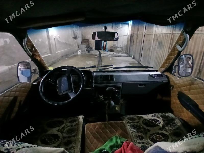 Toyota Hiace 1992 - 50 000 TMT - Мары - img 2