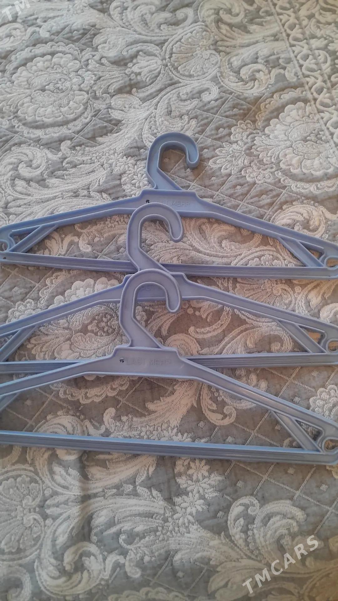 вешалки для одежды - Мары - img 1