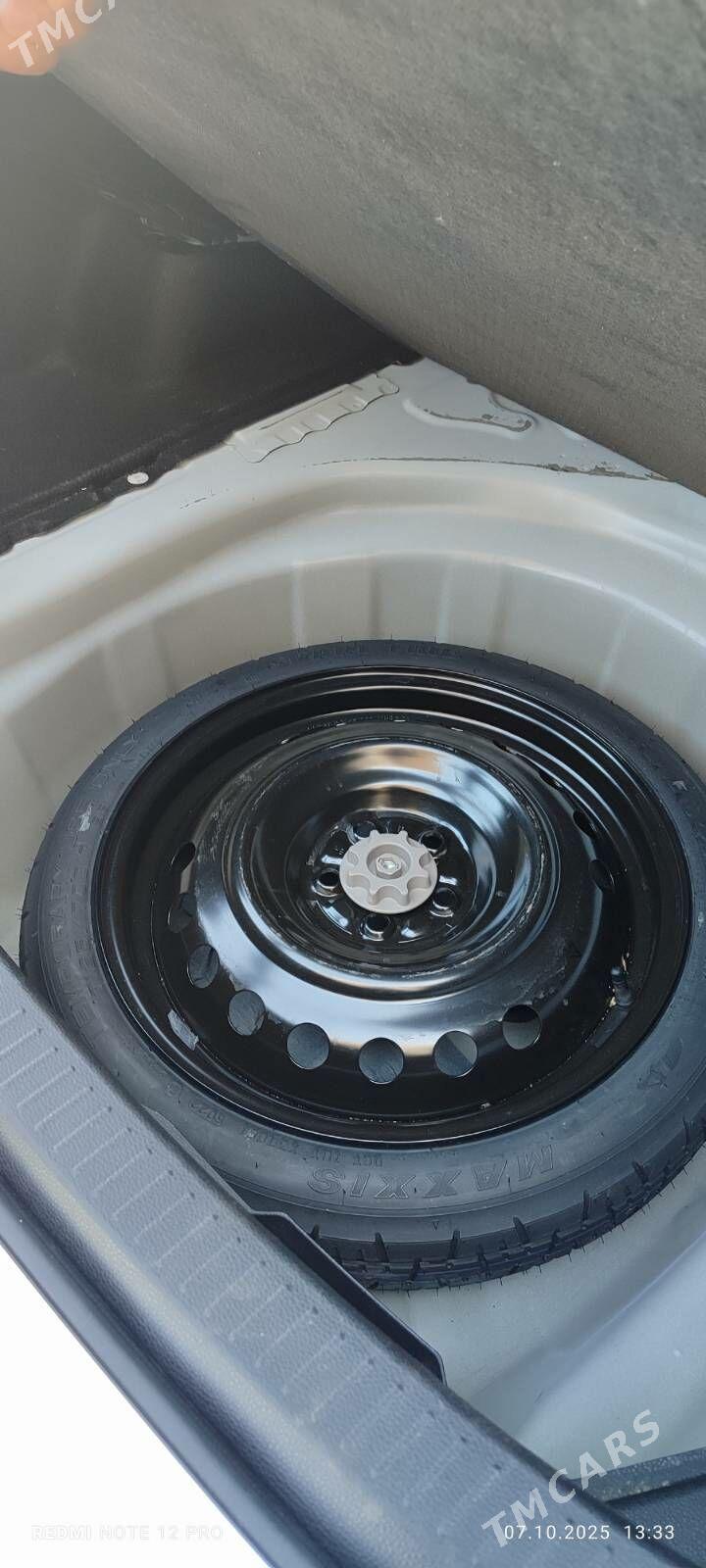 Toyota Corolla 2023 - 260 000 TMT - Aşgabat - img 6