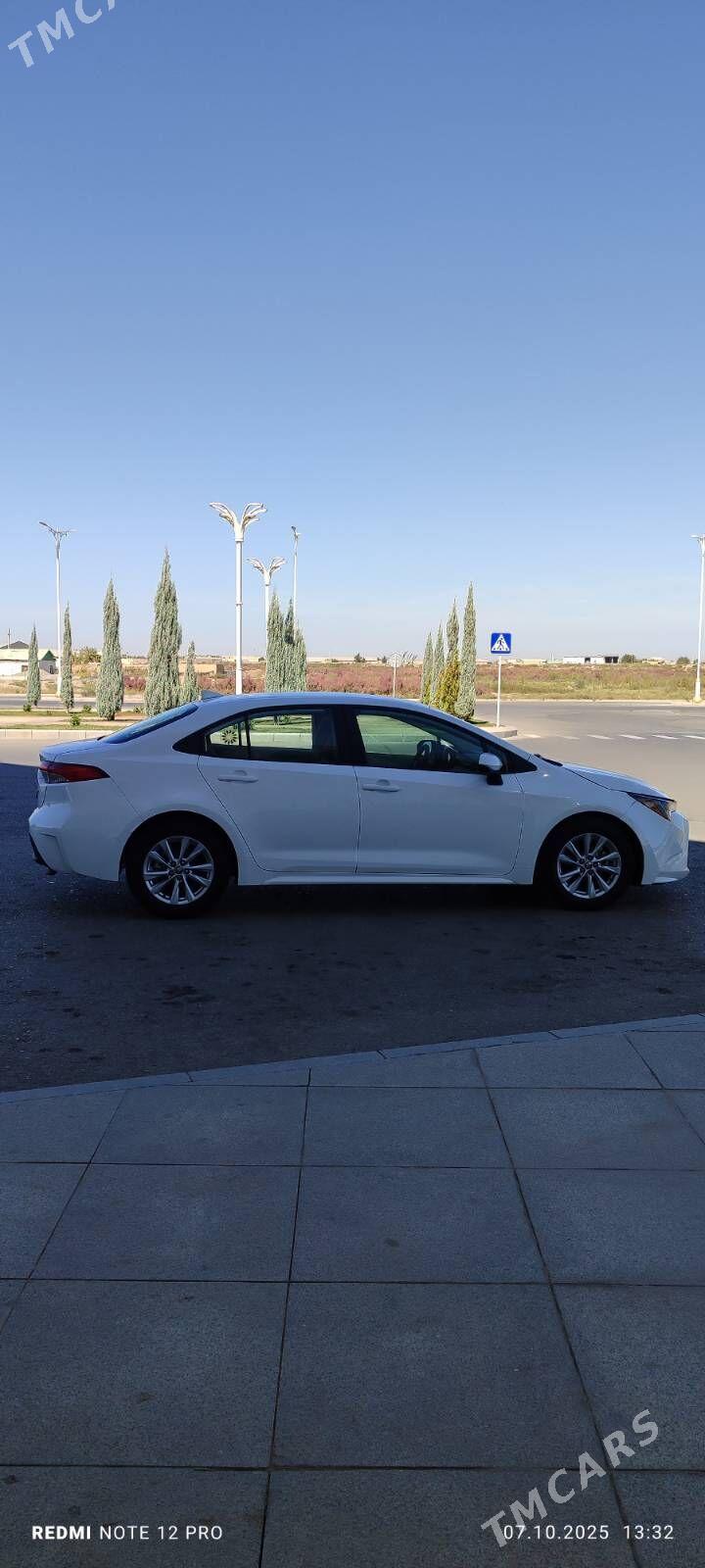 Toyota Corolla 2023 - 260 000 TMT - Aşgabat - img 3