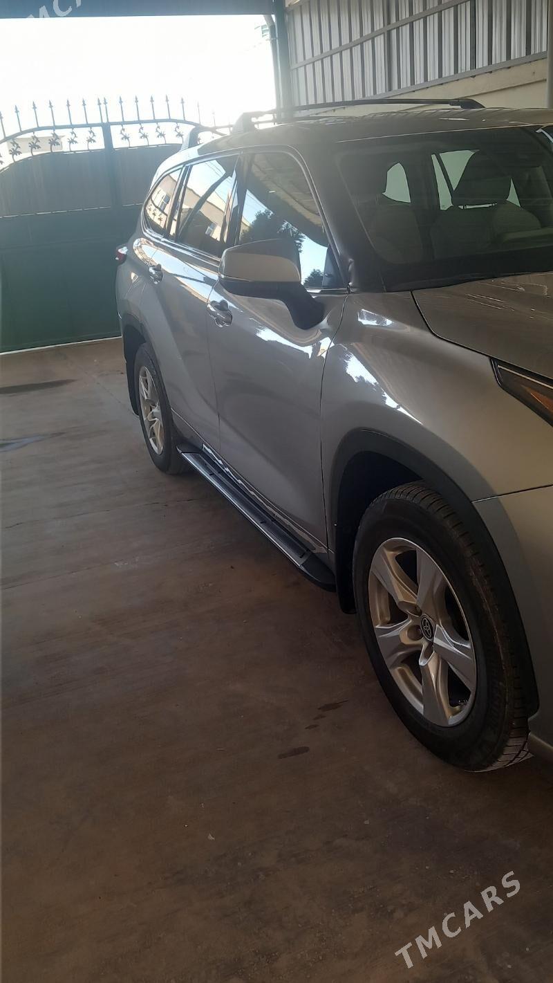 Toyota Highlander 2022 - 515 000 TMT - Daşoguz - img 3