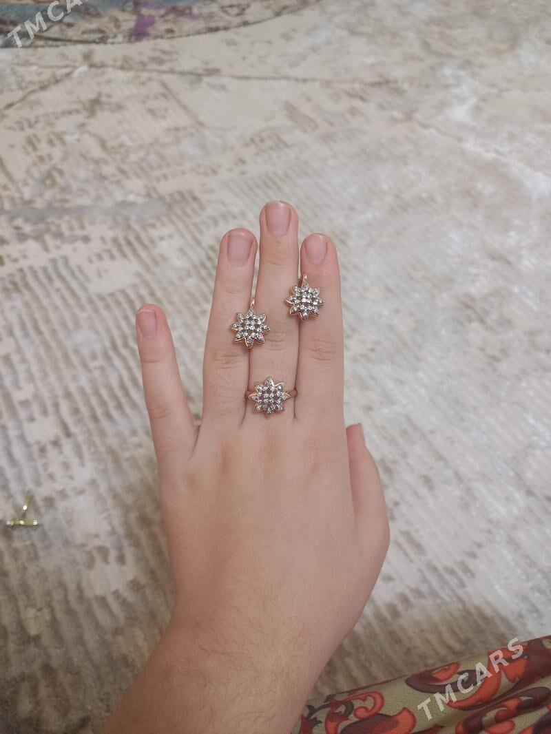 bujiterya - Гурбансолтан Едже - img 7