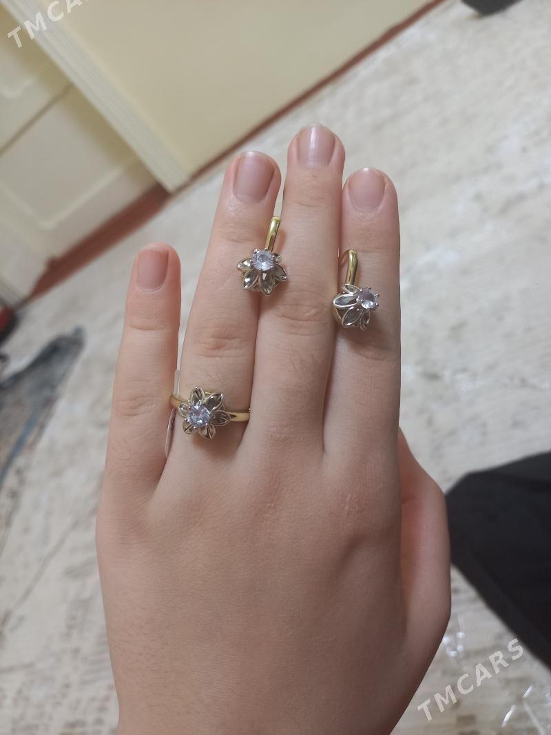 bujiterya - Гурбансолтан Едже - img 1