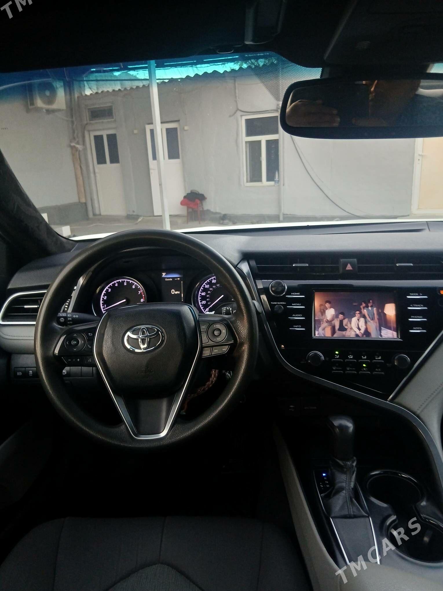 Toyota Camry 2018 - 268 000 TMT - Ашхабад - img 7