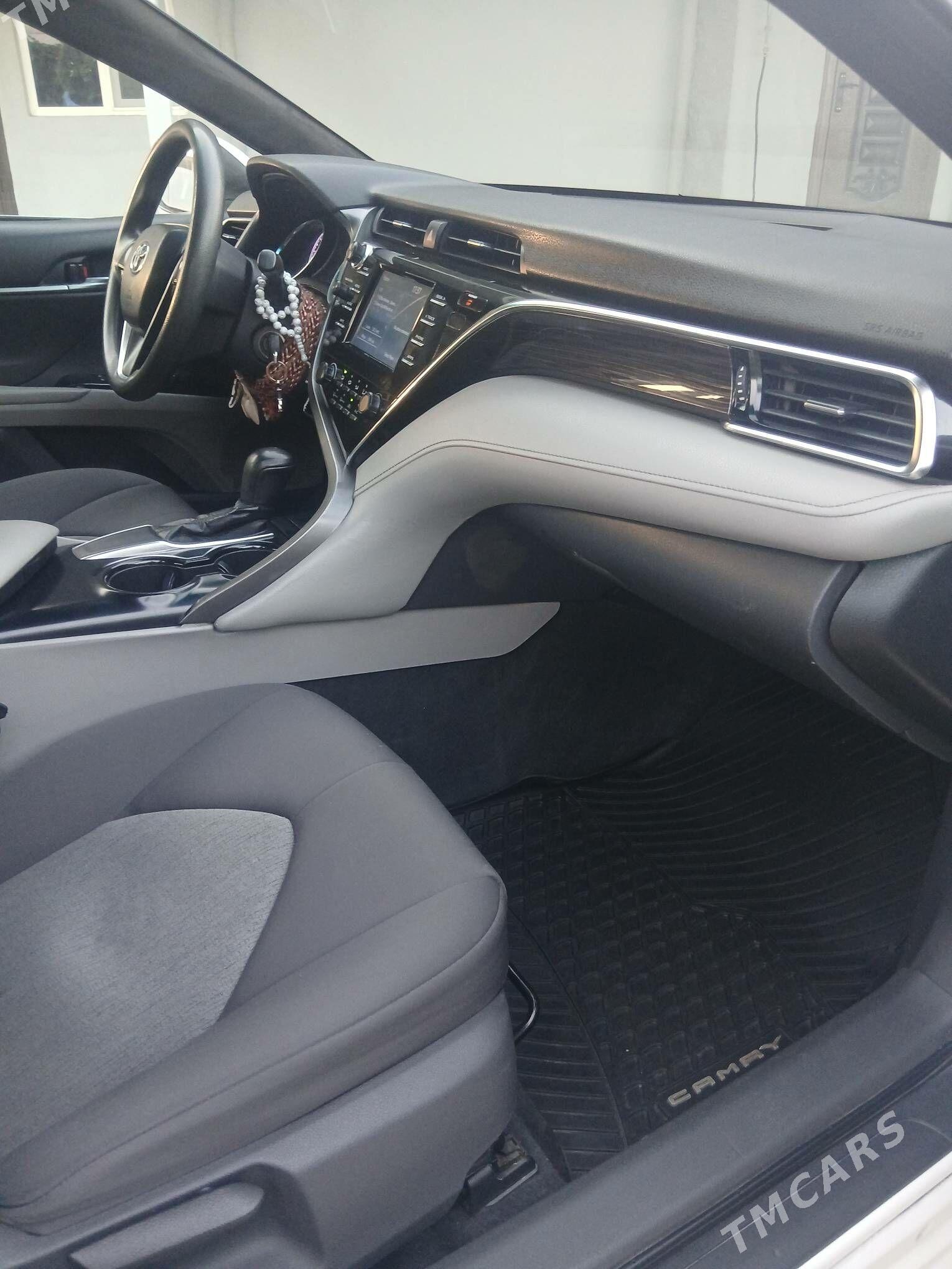 Toyota Camry 2018 - 268 000 TMT - Ашхабад - img 8