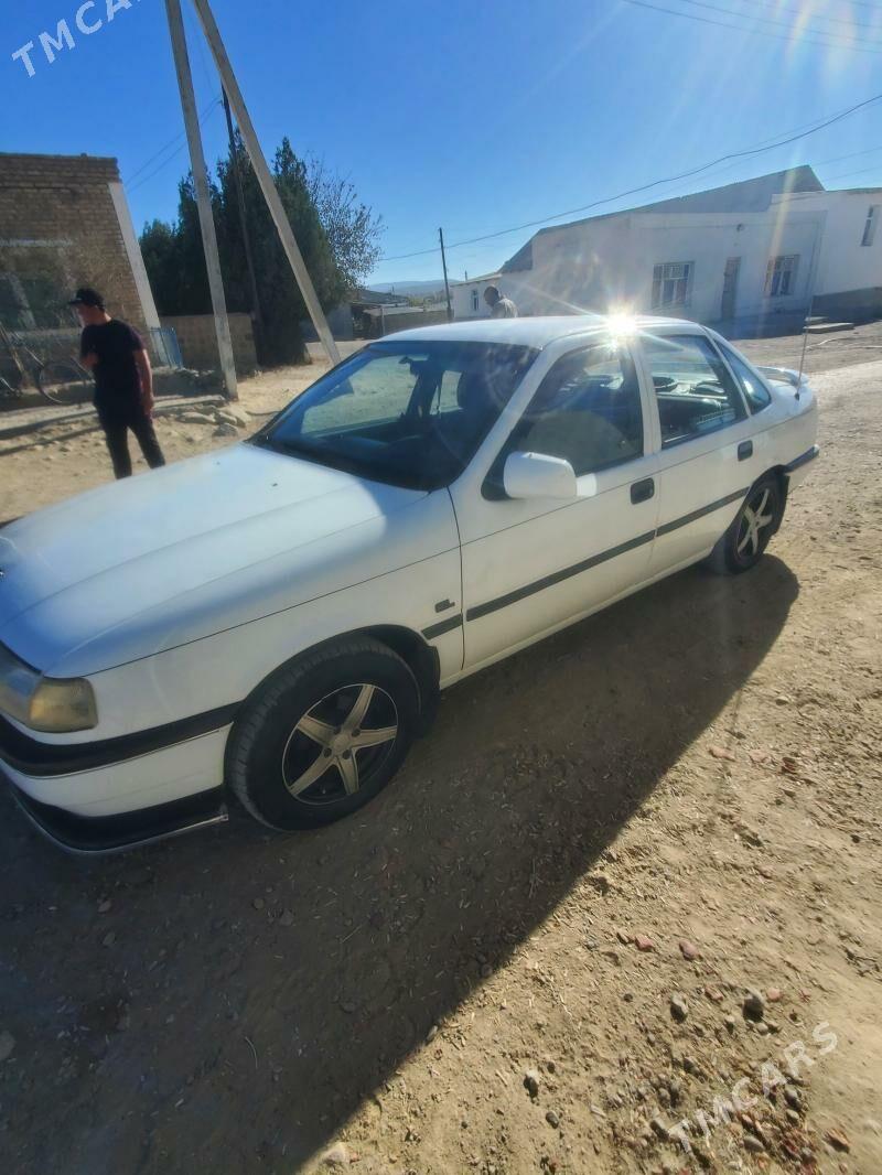 Opel Vectra 1990 - 42 000 TMT - Magtymguly - img 3