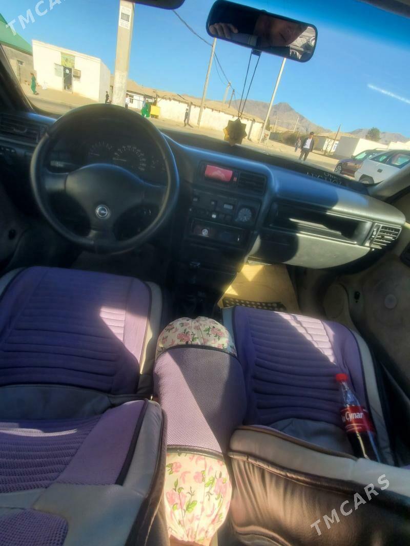 Opel Vectra 1990 - 42 000 TMT - Magtymguly - img 4