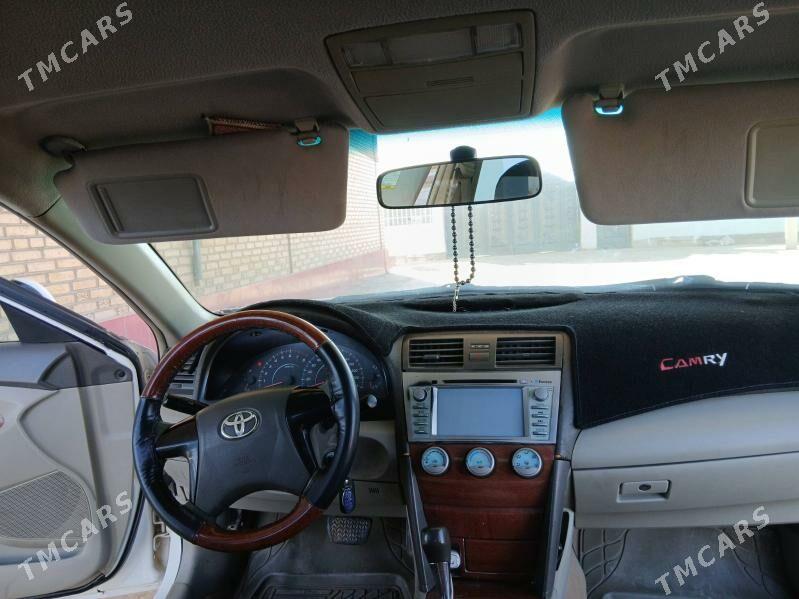 Toyota Camry 2008 - 137 000 TMT - Дашогуз - img 4