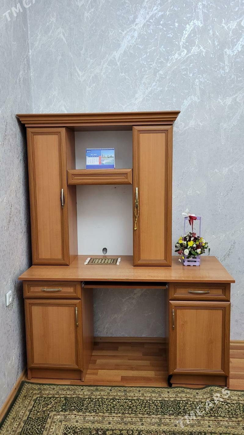 Garnitur, kompỳuter skaf - Балканабат - img 1