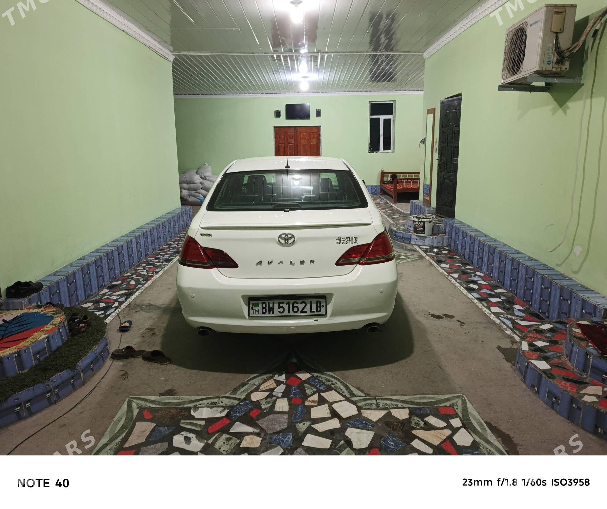 Toyota Avalon 2006 - 155 000 TMT - Фарап - img 5