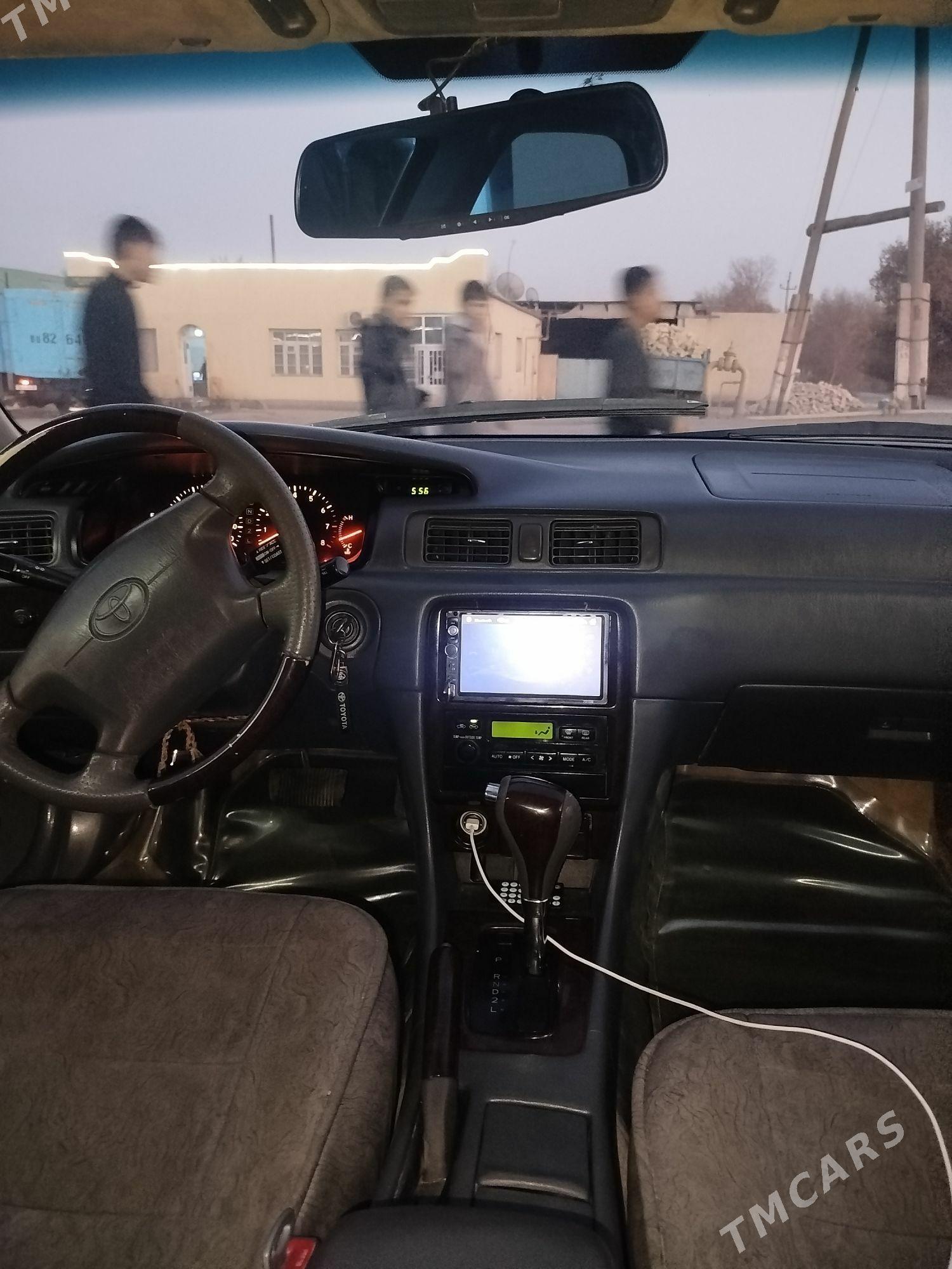 Toyota Camry 2000 - 180 000 TMT - Гурбансолтан Едже - img 6