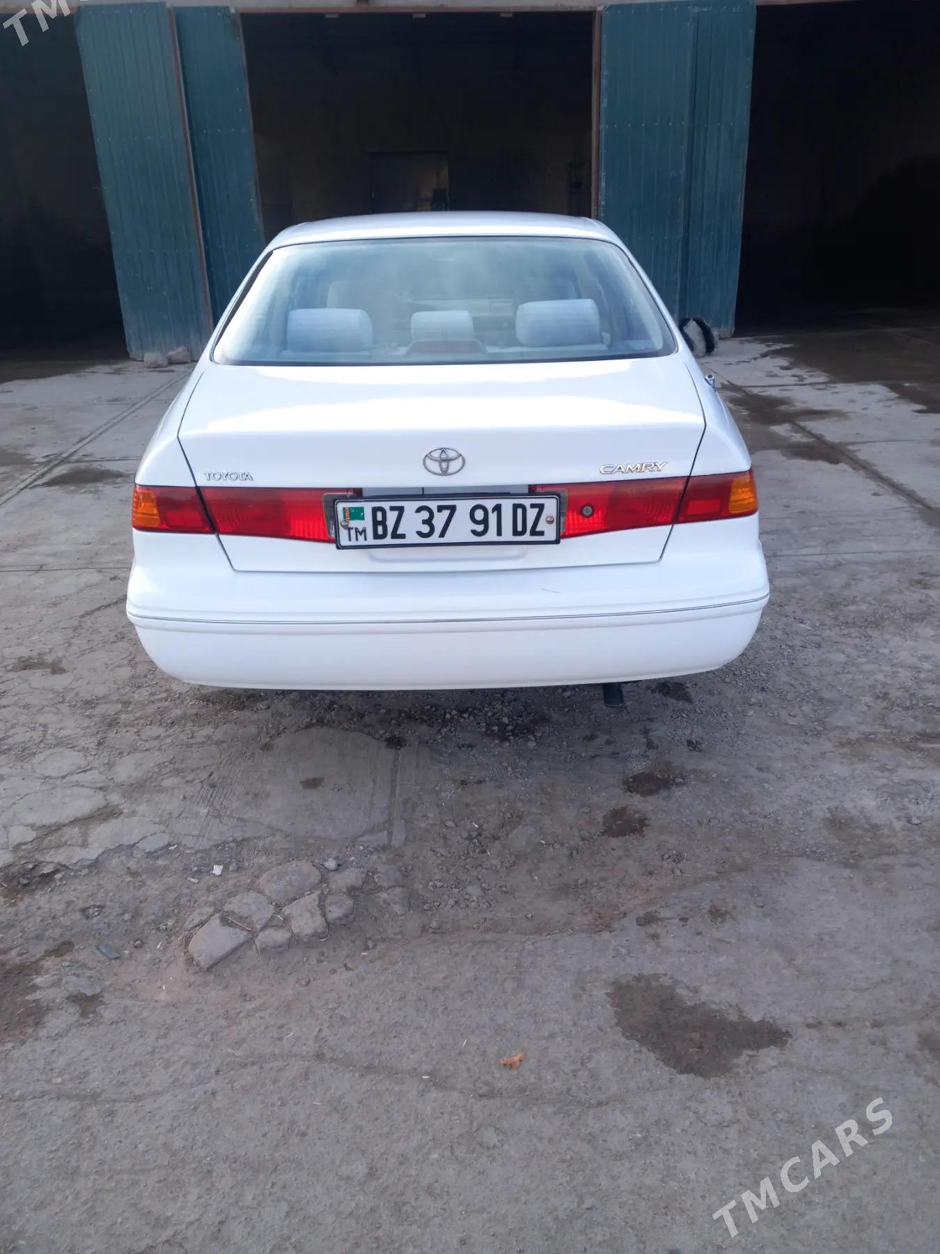 Toyota Camry 2000 - 122 000 TMT - Болдумсаз - img 1