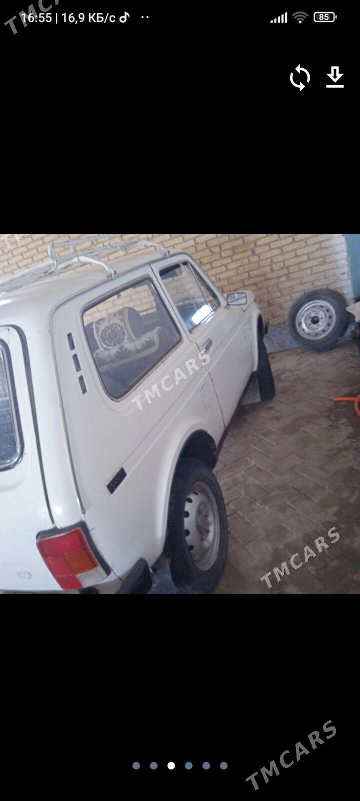 Lada Niva 1999 - 45 000 TMT - Halaç - img 1