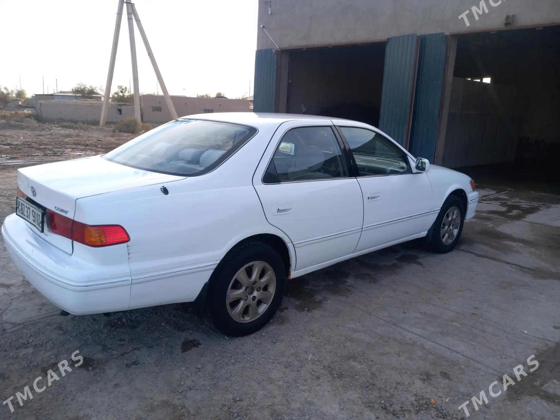 Toyota Camry 2000 - 122 000 TMT - Болдумсаз - img 2