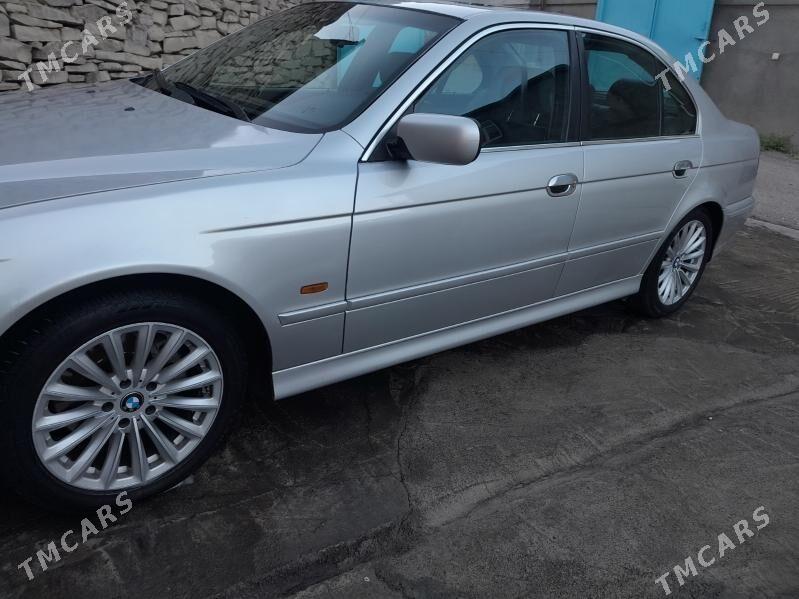 BMW 530 2001 - 125 000 TMT - Бахарден - img 8