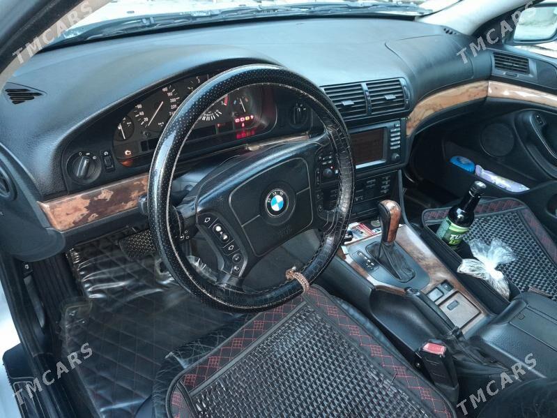 BMW 530 2001 - 125 000 TMT - Бахарден - img 7