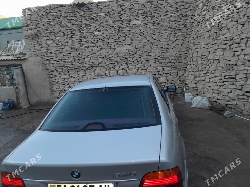 BMW 530 2001 - 125 000 TMT - Бахарден - img 4