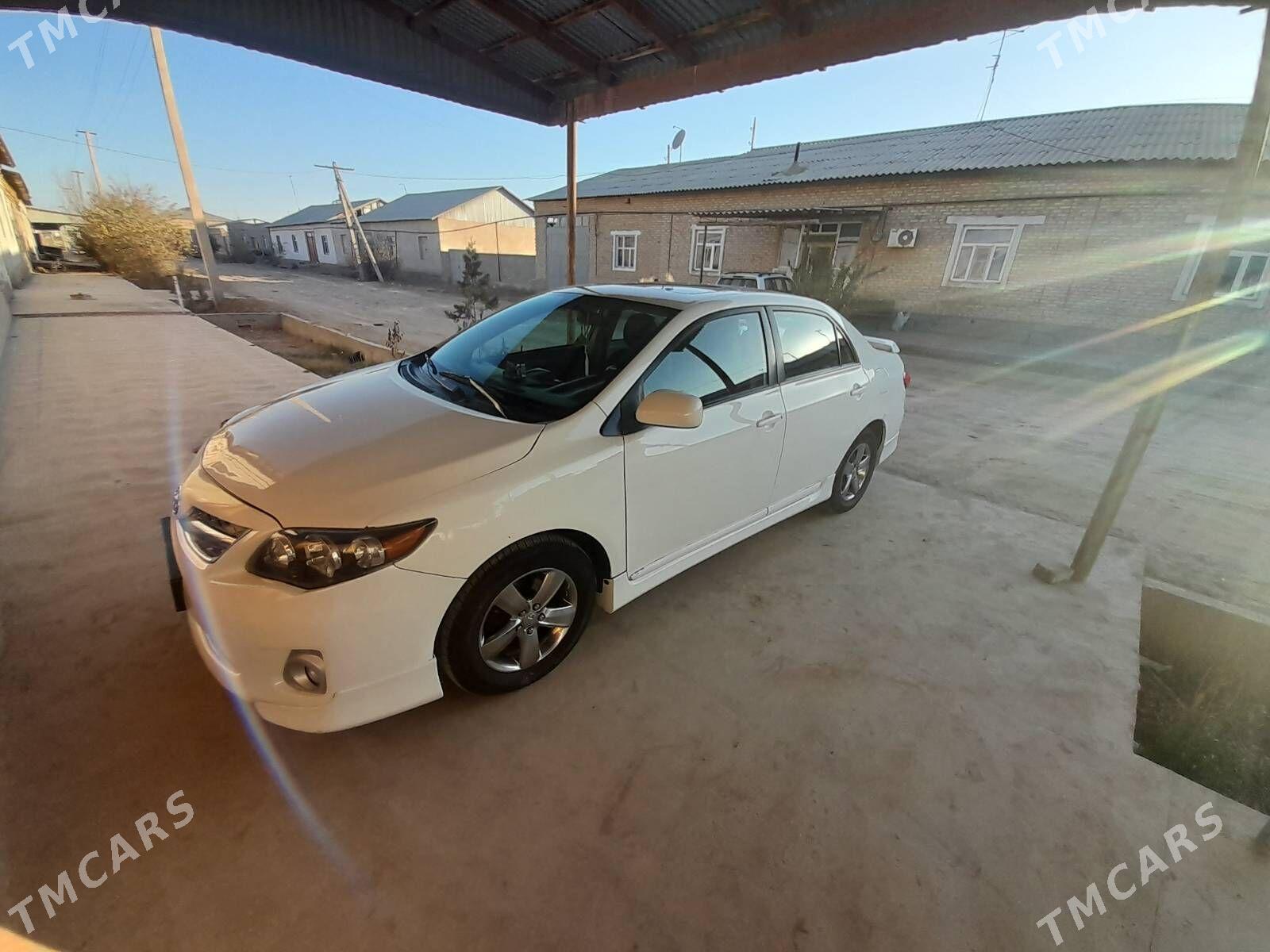 Toyota Corolla 2011 - 175 000 TMT - Köneürgenç - img 3