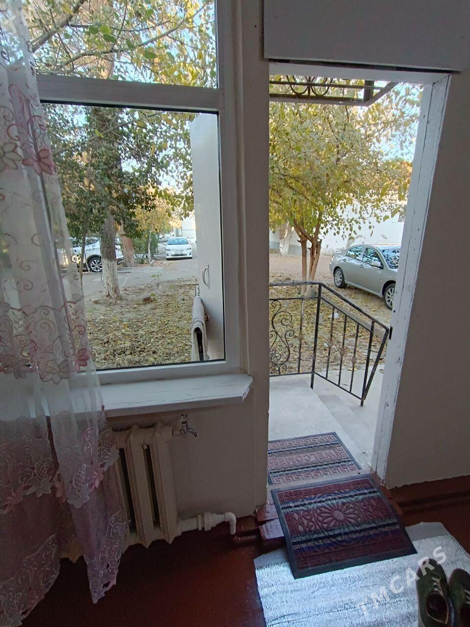 Центр, 2 ком, 1 этаж - Aşgabat - img 2