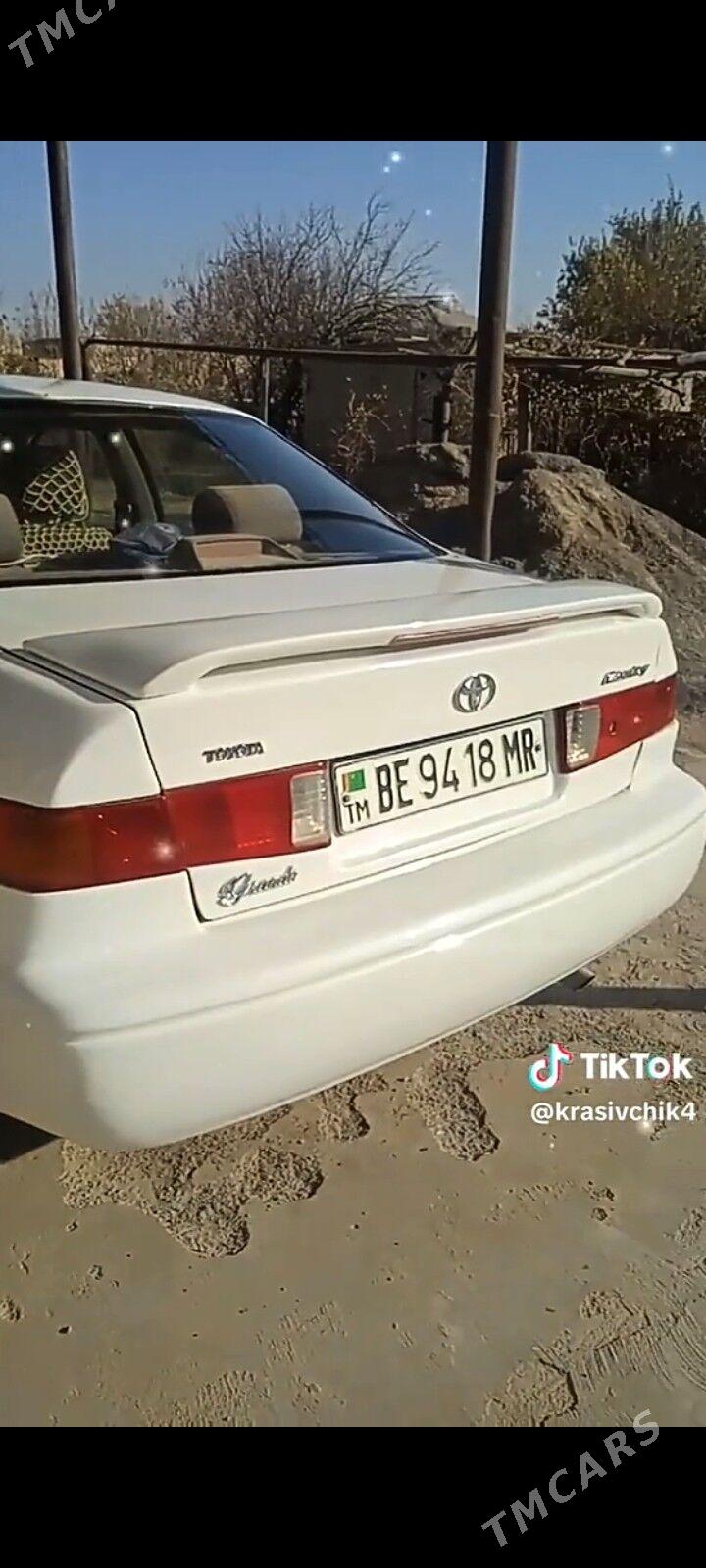 Toyota Camry 2000 - 125 000 TMT - Ёлётен - img 4