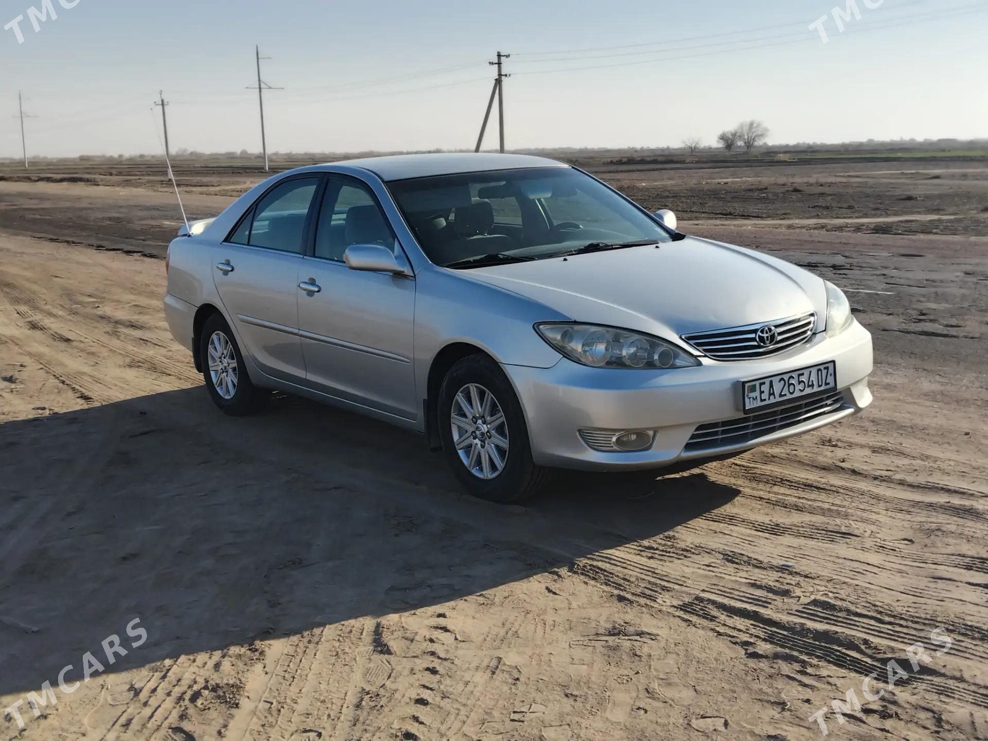 Toyota Camry 2004 - 185 000 TMT - Кёнеургенч - img 4