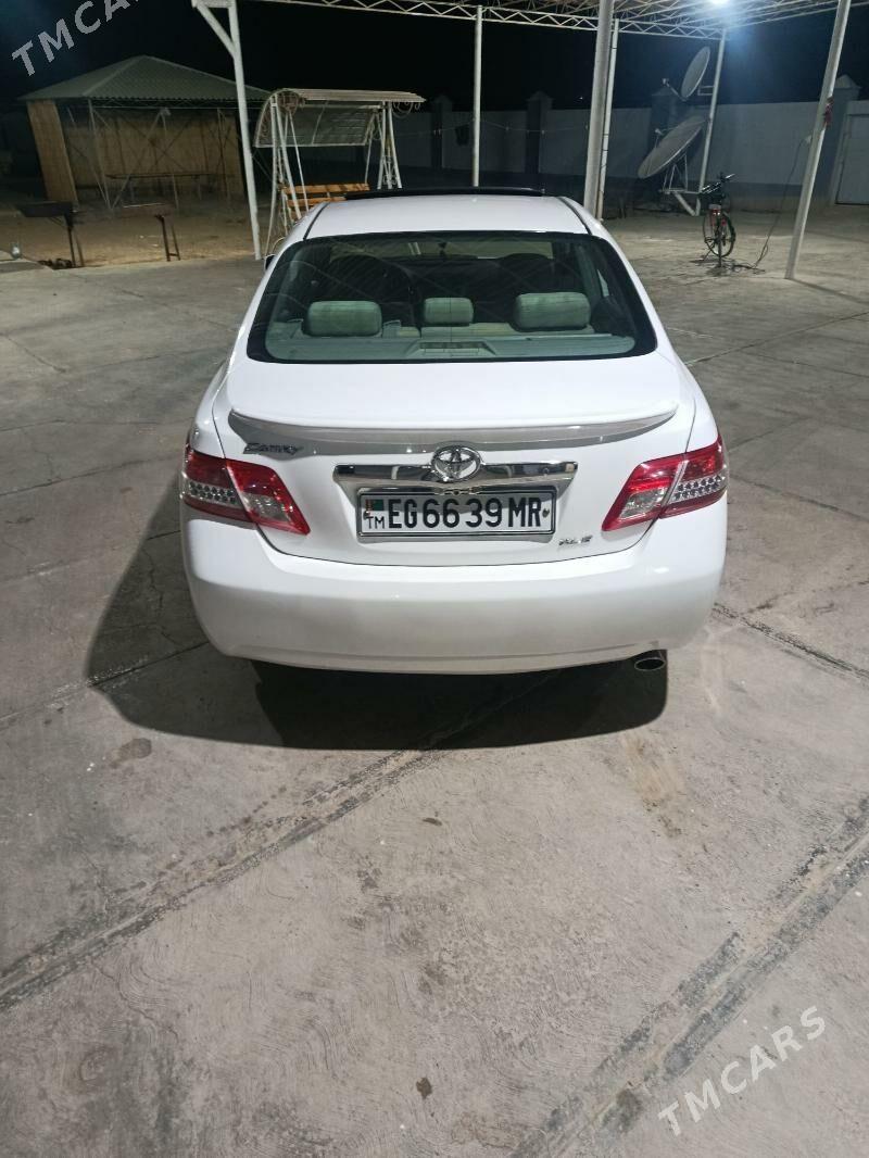 Toyota Camry 2011 - 200 000 TMT - Baýramaly - img 3