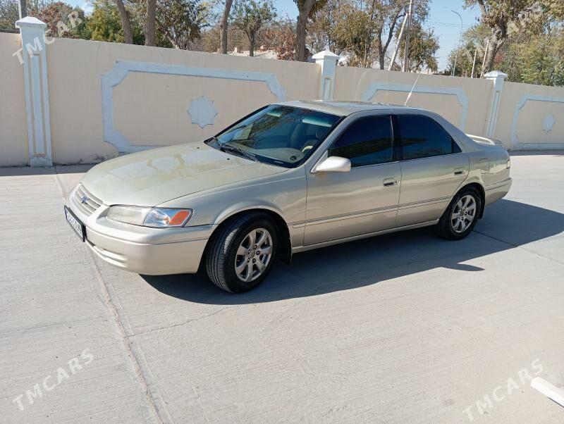 Toyota Camry 1997 - 137 000 TMT - Baýramaly - img 3