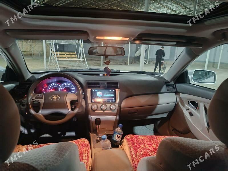 Toyota Camry 2011 - 200 000 TMT - Baýramaly - img 5