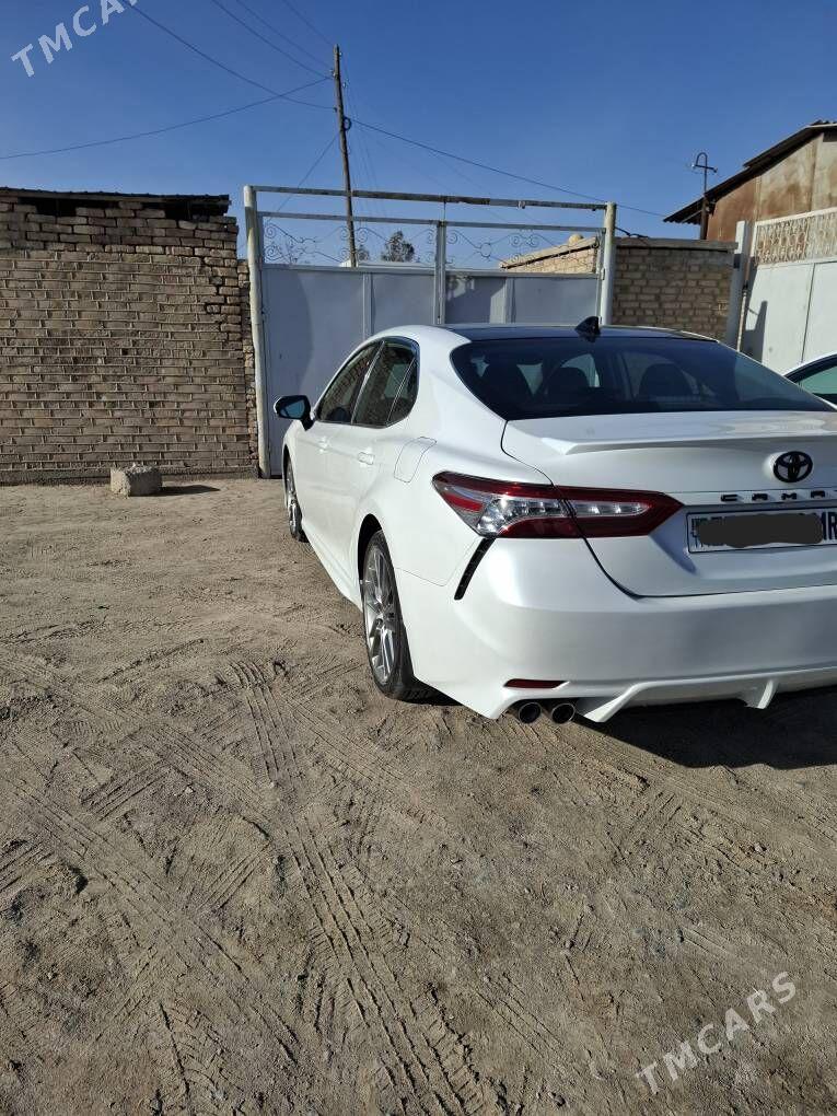 Toyota Camry 2021 - 320 000 TMT - Мары - img 3