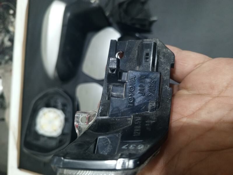 bakawoy karollo 18-25 madel 200 TMT - Ашхабад - img 4