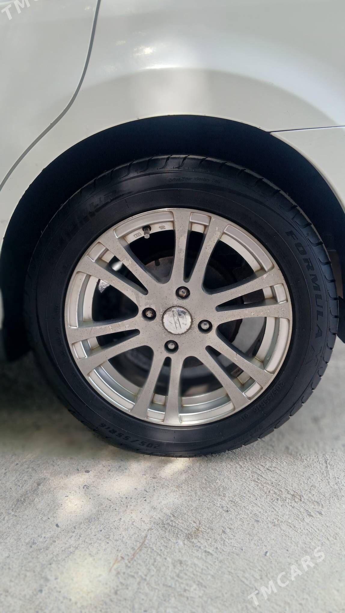 Nissan Versa 2009 - 140 000 TMT - Ашхабад - img 3