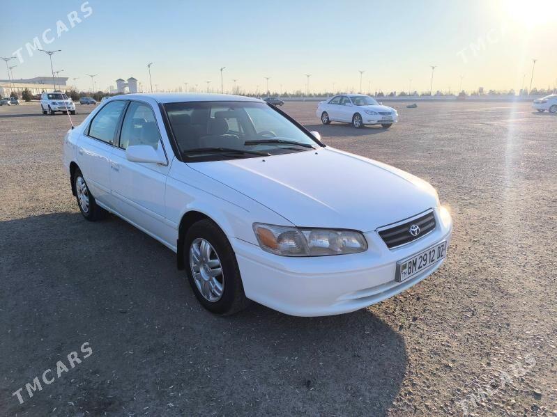 Toyota Camry 2001 - 170 000 TMT - Кёнеургенч - img 1